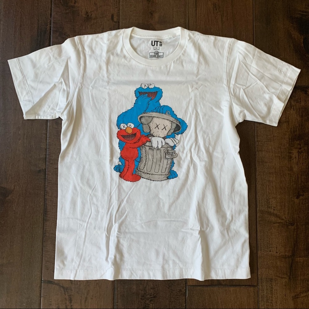 Kaws x Uniqlo T-shirt